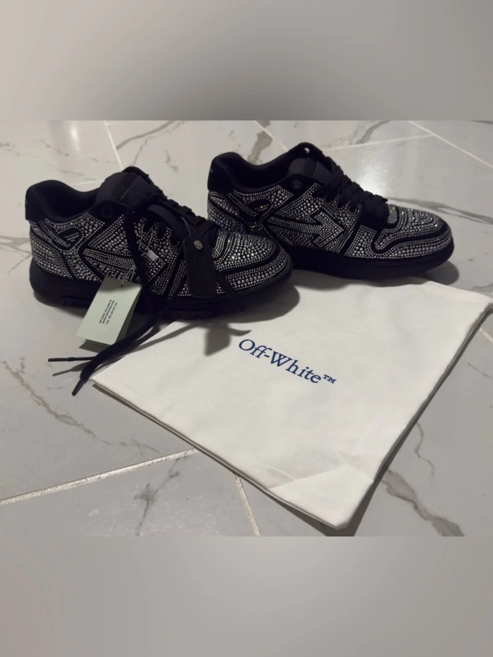 Off-White Black Crystal-Studded Low-Top Sneakers no box 📦_2